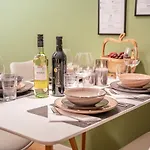 아파트 Stilvolles Mit Terrasse In *