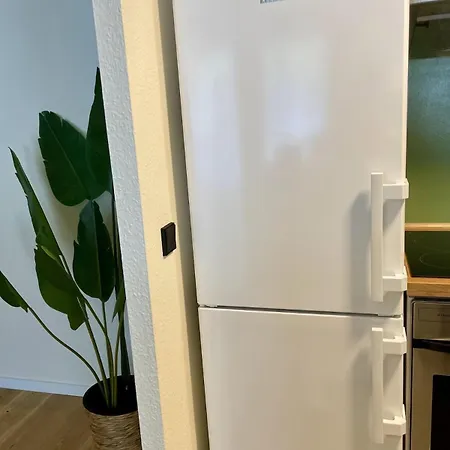 Stilvolles Mit Terrasse In *