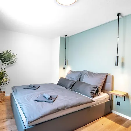 Lägenhet Stilvolles Mit Terrasse In