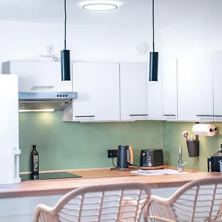 Apartment Stilvolles Mit Terrasse In Werder (Havel)