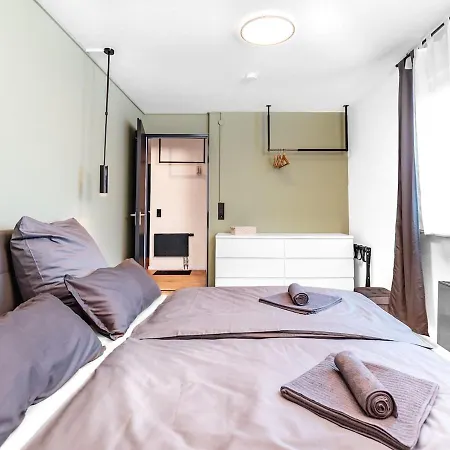 Stilvolles Mit Terrasse In