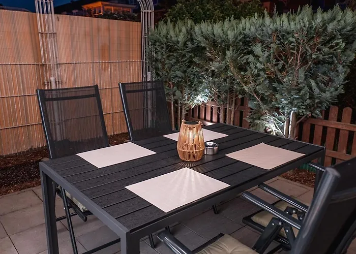 Lägenhet Stilvolles Mit Terrasse In *