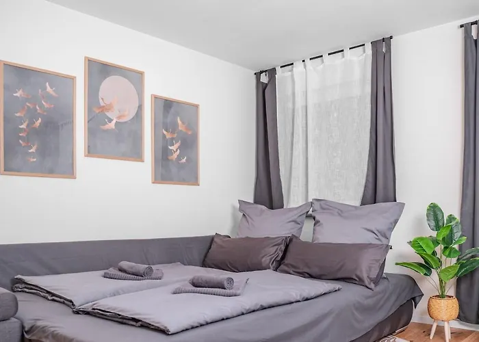 Stilvolles Mit Terrasse In Werder (Havel)