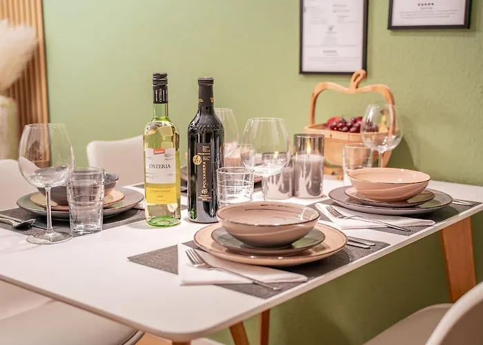 Lägenhet Stilvolles Mit Terrasse In *